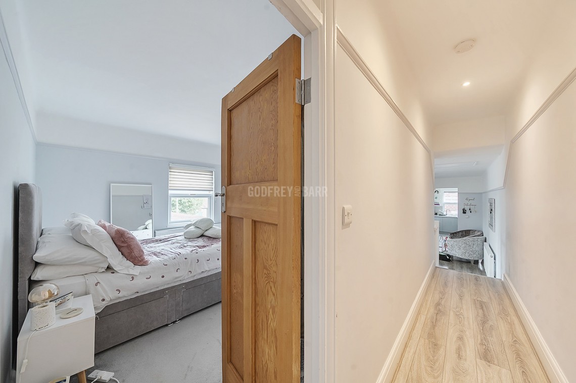 Images for Daws Lane, Mill Hill