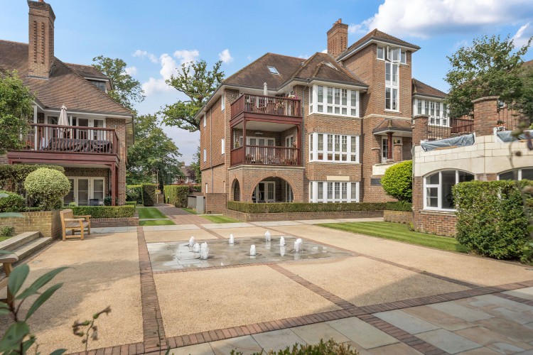 View Full Details for Collingham House, Hammers Lane, Mill Hill