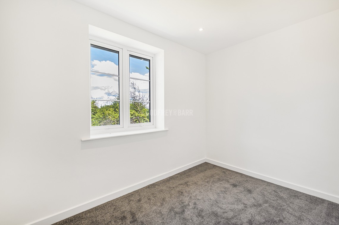 Images for St Vincents Lane, Mill Hill Village