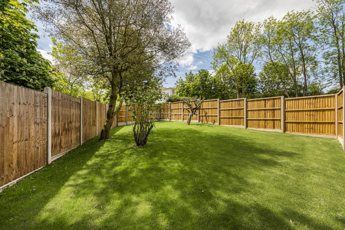 Images for St Vincents Lane, Mill Hill Village