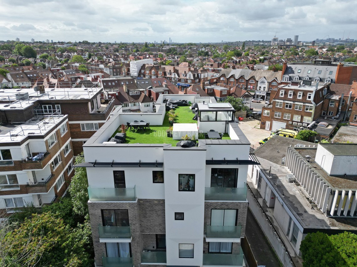 Images for Temple Fortune Lane, Hampstead Garden Suburb