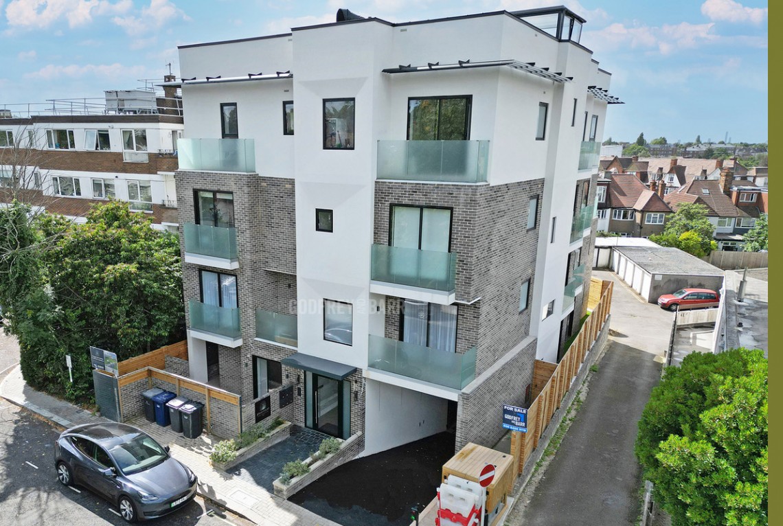 Images for Temple Fortune Lane, Hampstead Garden Suburb