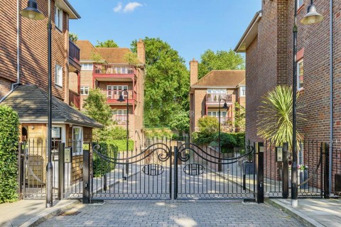 Hammers Lane, Mill Hill