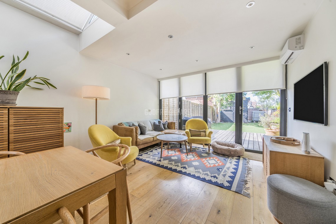 Images for Birkbeck Road, Mill Hill