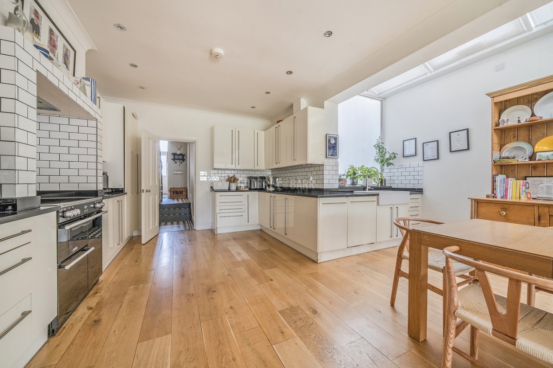 Images for Birkbeck Road, Mill Hill