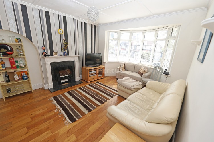 View Full Details for Stoneyfields Gardens, Edgware