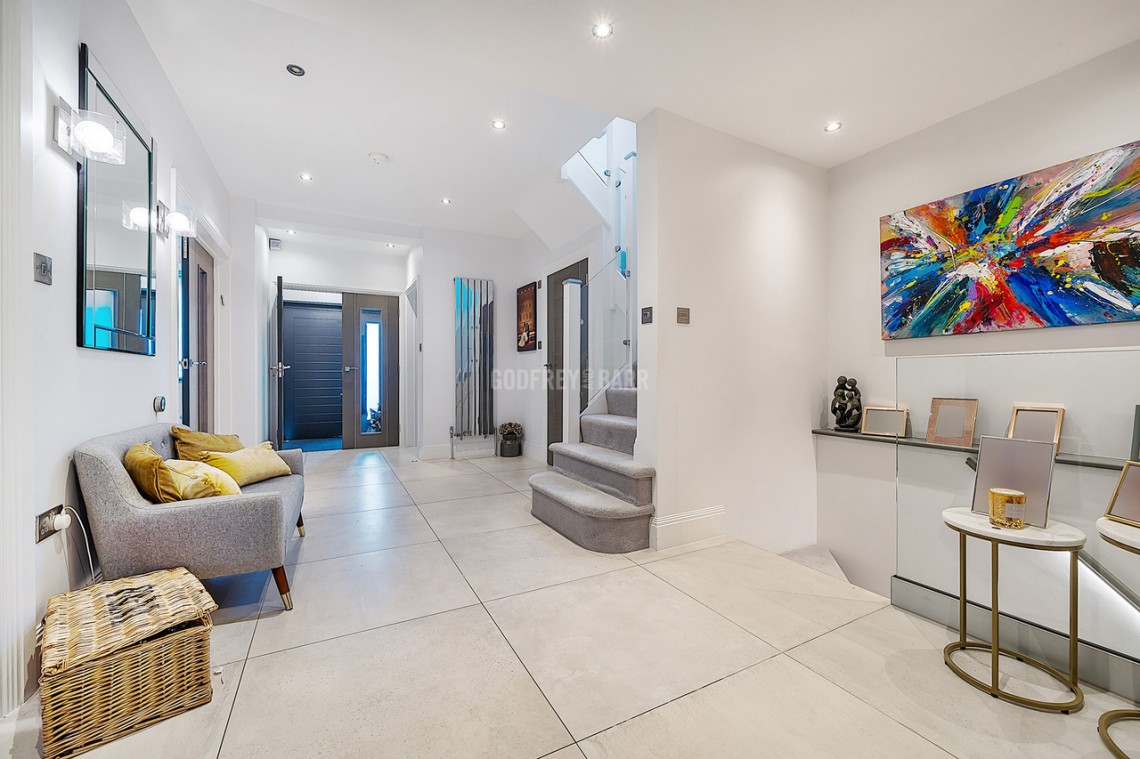 Images for The Reddings, Mill Hill