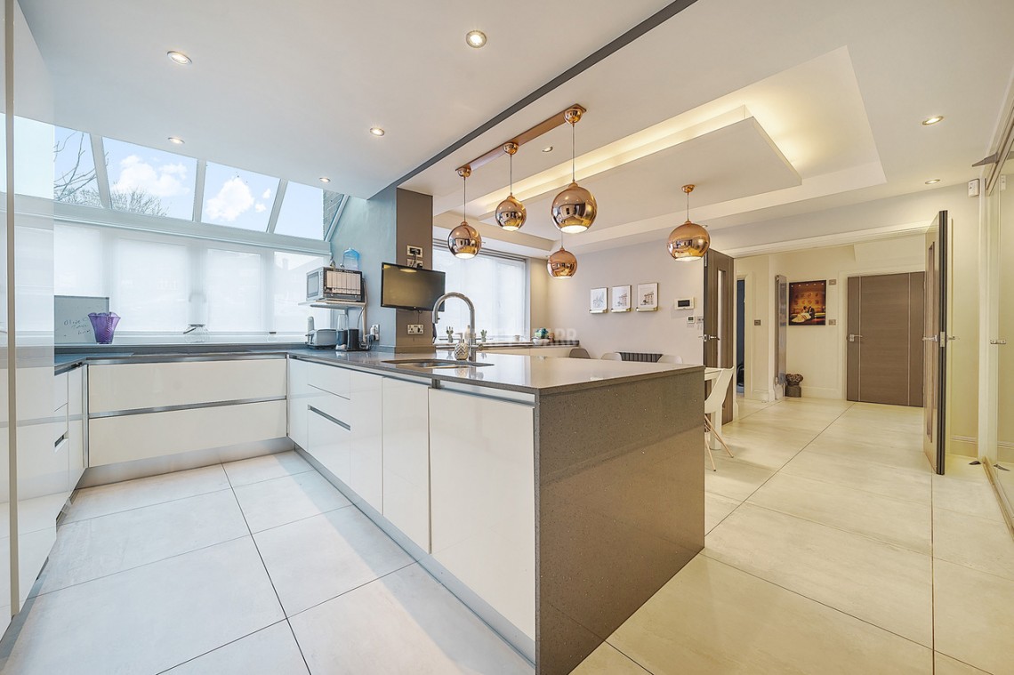 Images for The Reddings, Mill Hill