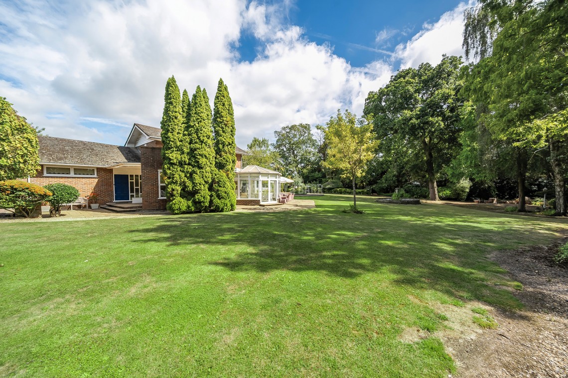 Images for Partingdale Lane, Mill Hill Village