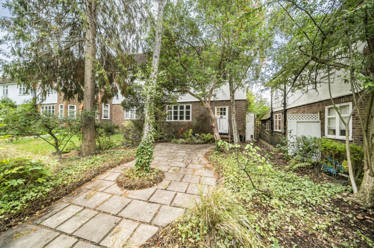 View Full Details for Erskine Hill, Hampstead Garden Suburb