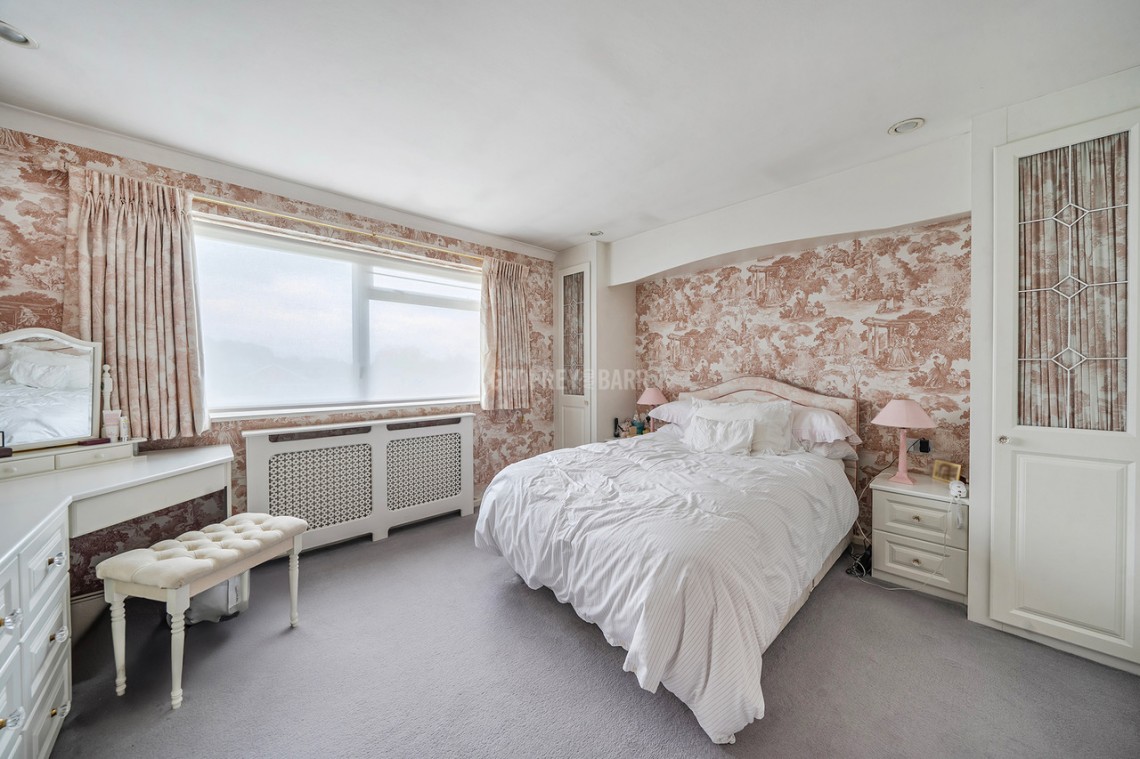 Images for Heath View, East Finchley / Hampstead Garden Suburb borders