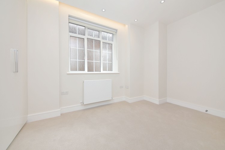 View Full Details for Beechcroft Avenue, Golders Green