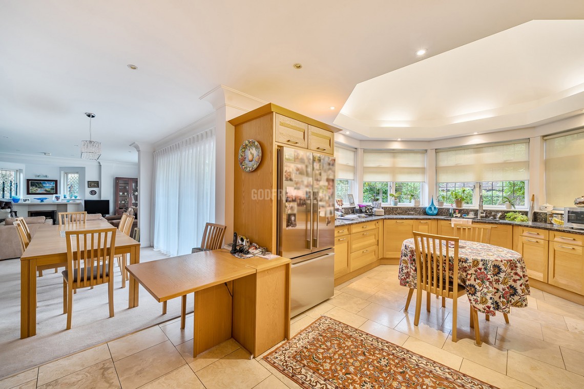 Images for Eleanor Crescent, Mill Hill Village