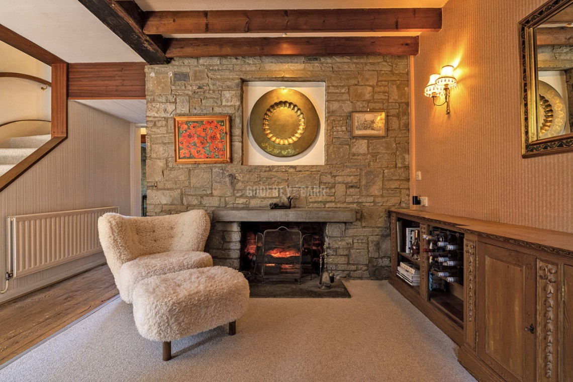 Images for Burtonhole Lane, Mill Hill Village