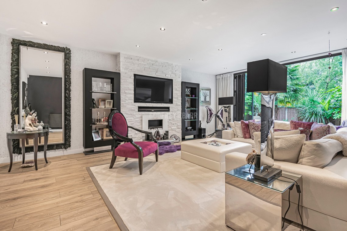 Images for Mill Hill Village