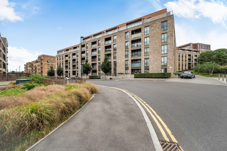 View Full Details for Burghley House, Mill Hill East