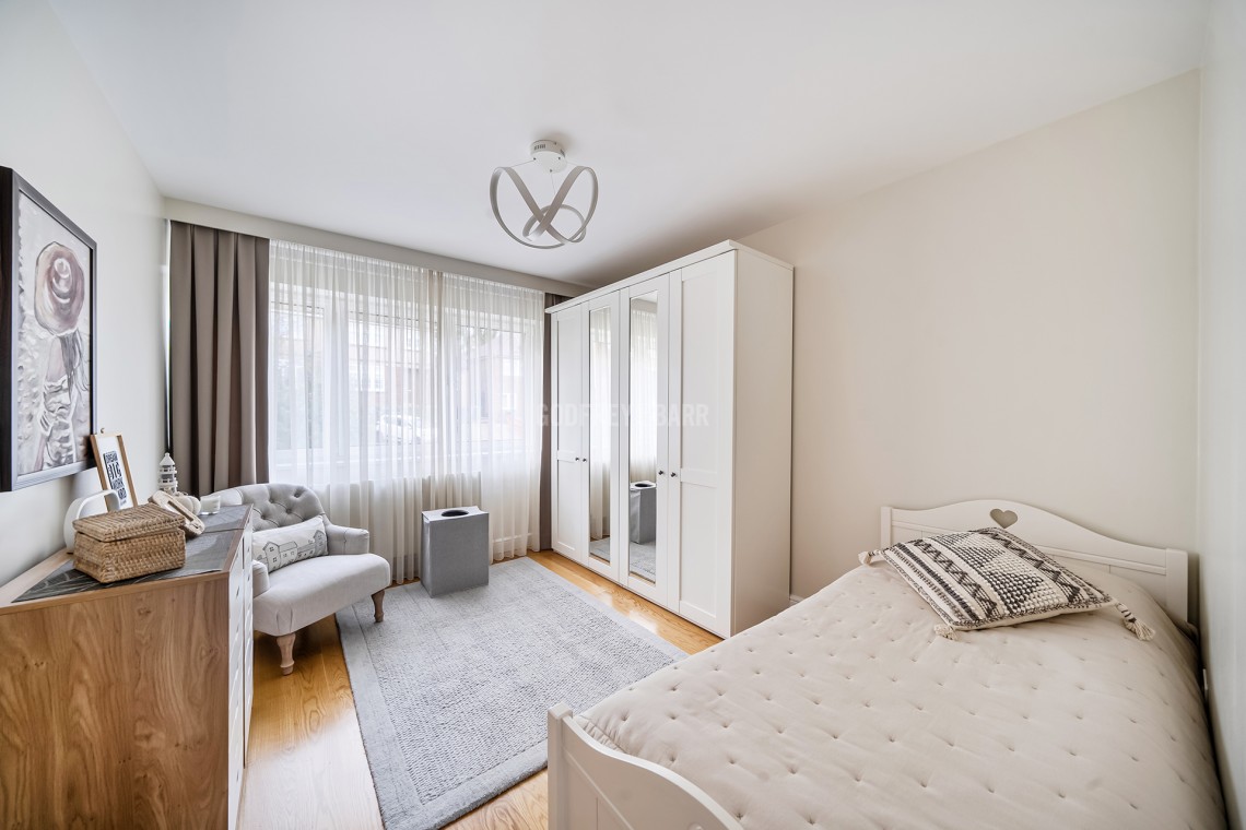 Images for The Reddings, Mill Hill