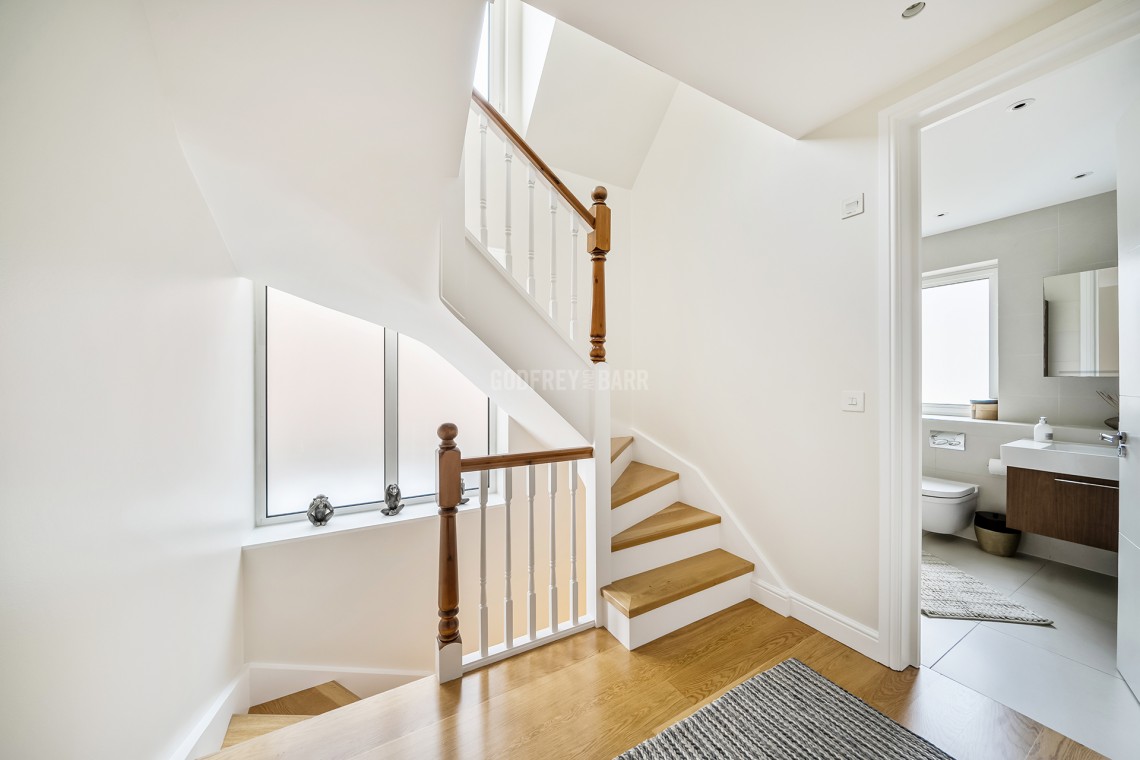 Images for The Reddings, Mill Hill
