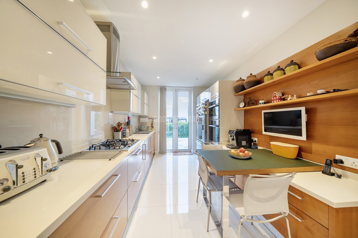 Images for The Reddings, Mill Hill