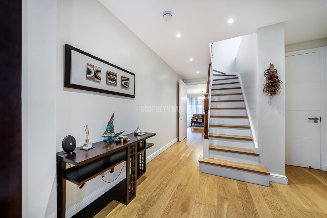 Images for The Reddings, Mill Hill