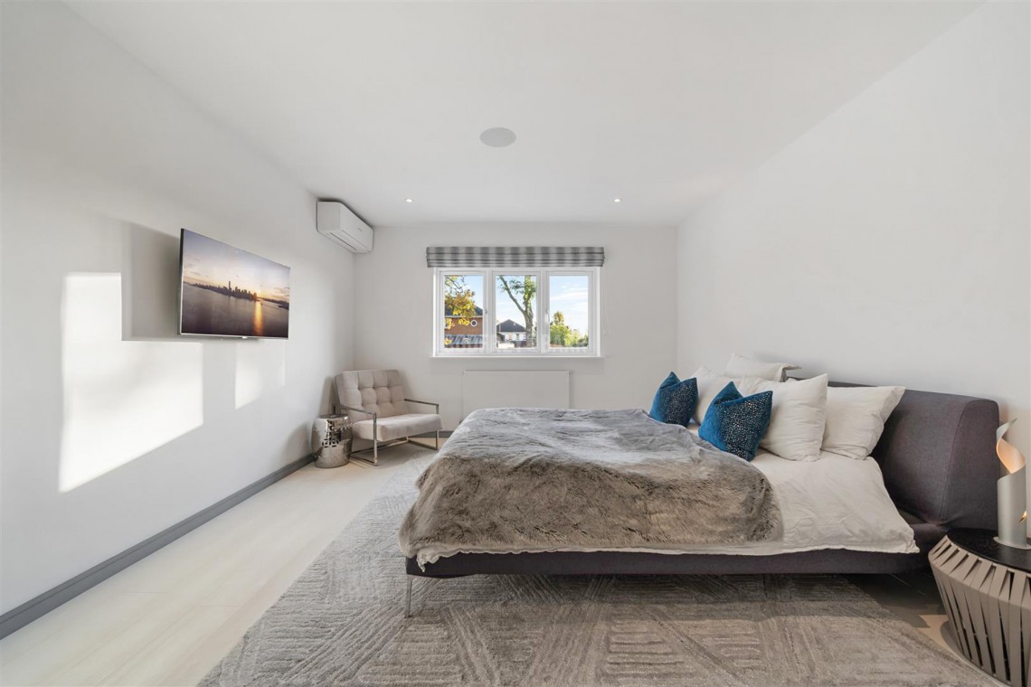 Images for Wickliffe Avenue, Finchley