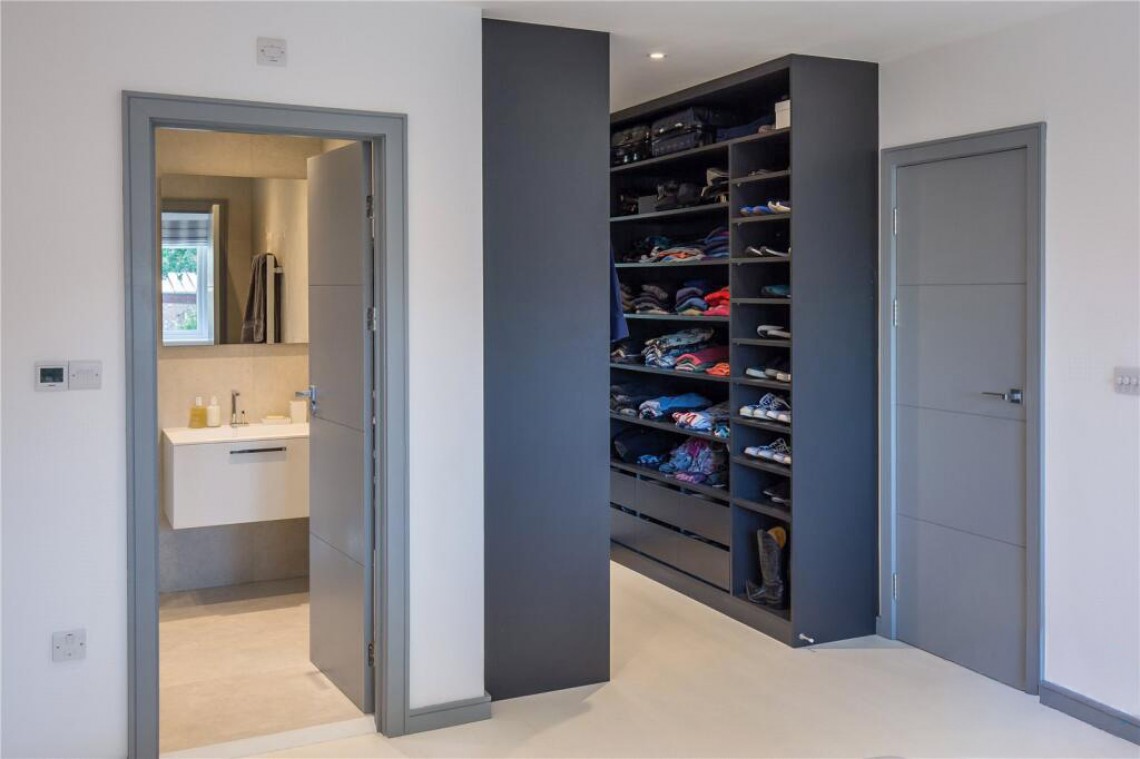 Images for Wickliffe Avenue, Finchley