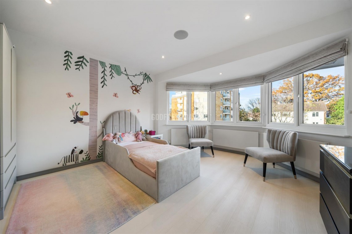 Images for Wickliffe Avenue, Finchley