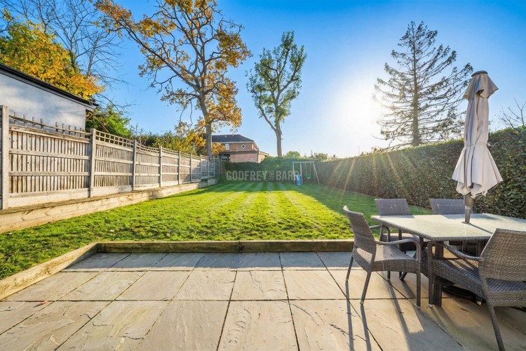 View Full Details for Wickliffe Avenue, Finchley