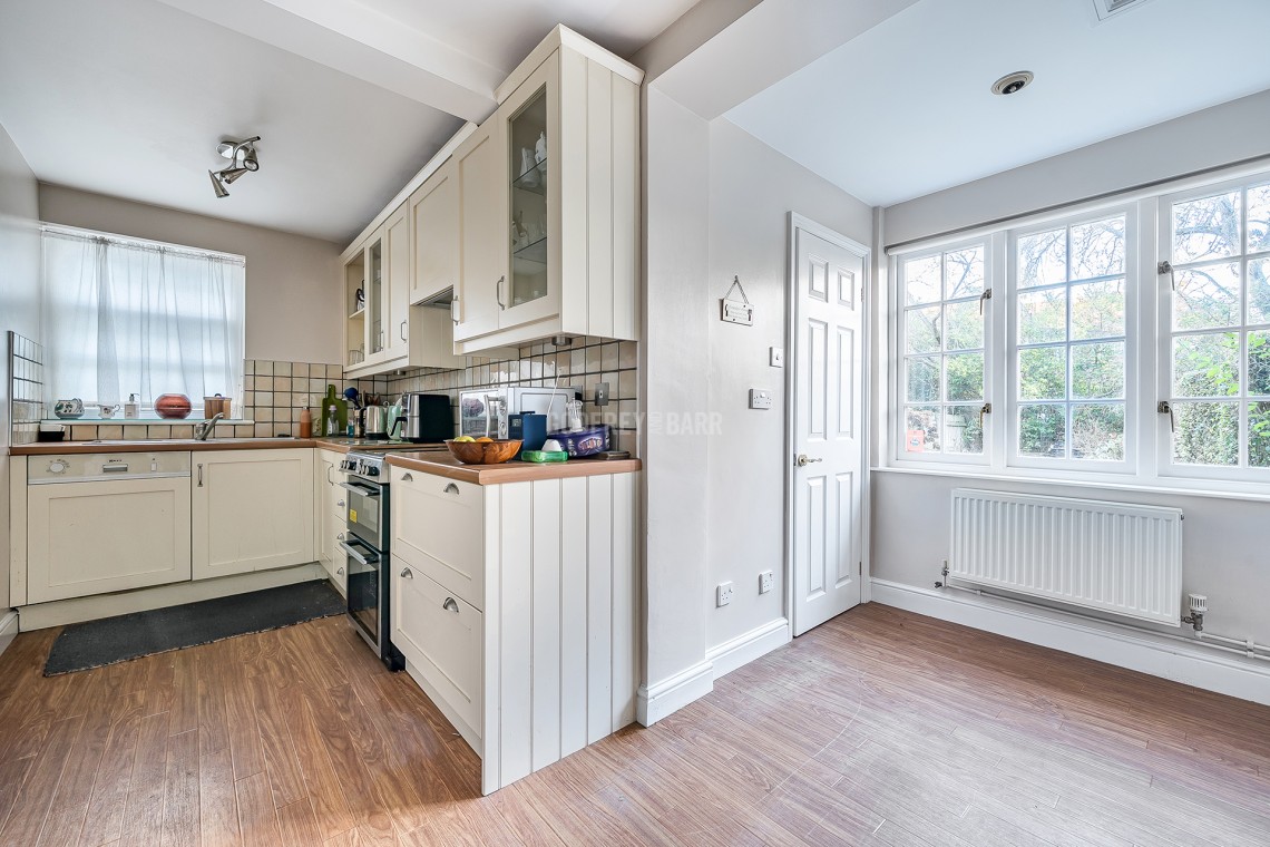 Images for Corringway, Hampstead Garden Suburb