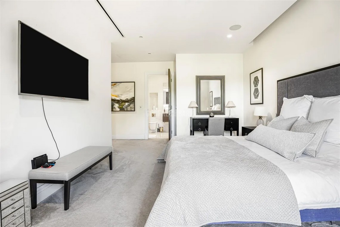 Images for Renaissance House, Cockfosters road