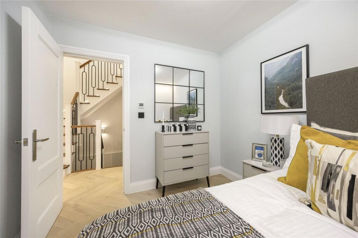 Images for Aylmer Mews, East Finchley / Highgate borders