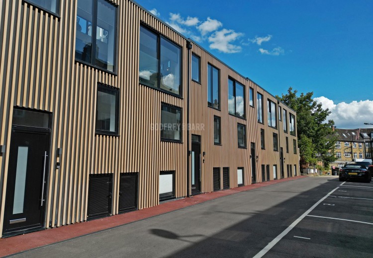 View Full Details for Aylmer Mew, East Finchley / Highgtae borders