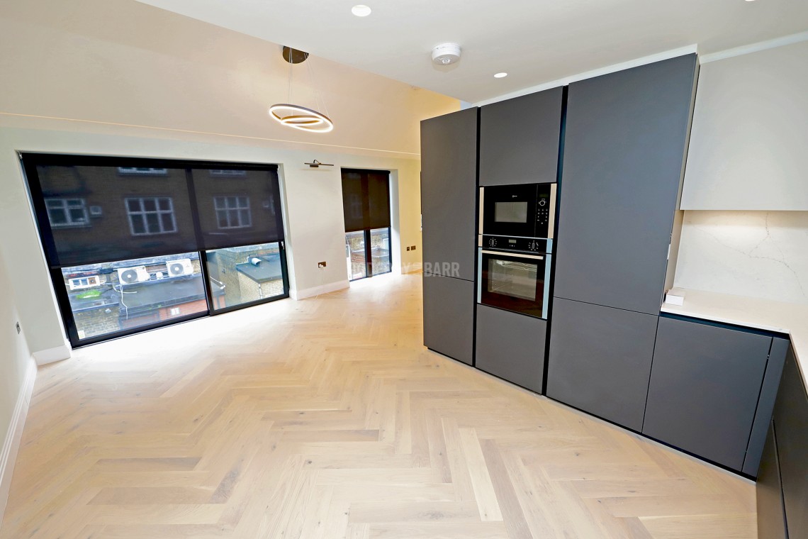 Images for Aylmer Mew, East Finchley / Highgtae borders