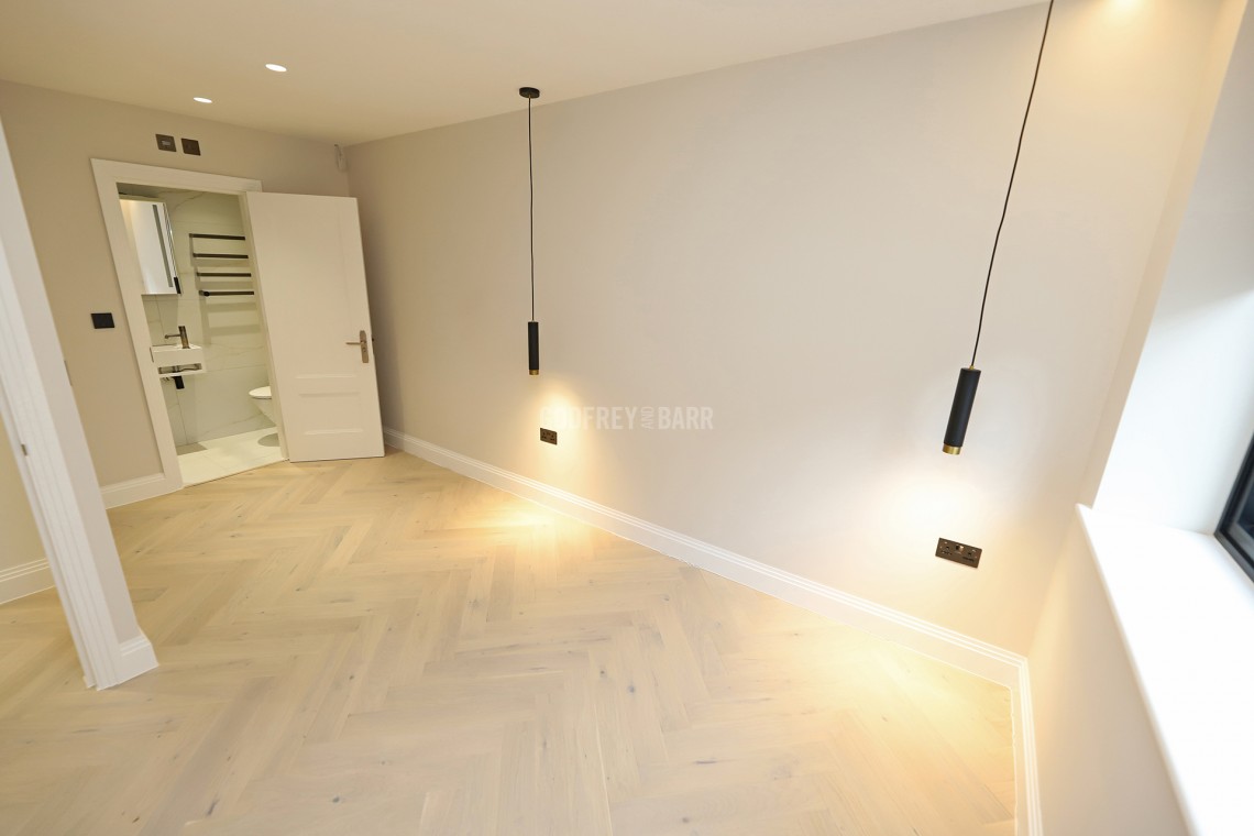 Images for Aylmer Mew, East Finchley / Highgtae borders