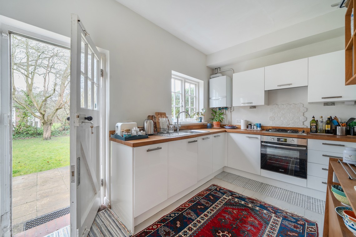 Images for Temple Fortune Hill, Hampstead Garden Suburb