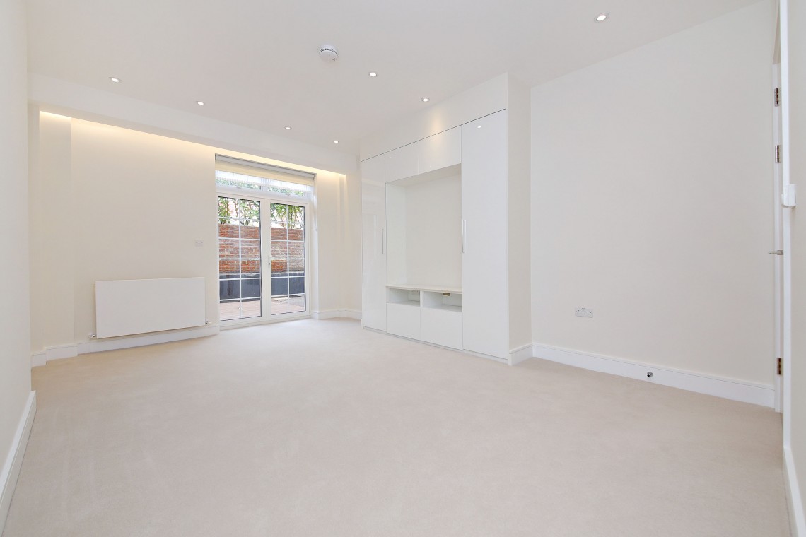 Images for Beechcroft Avenue, Golders Green