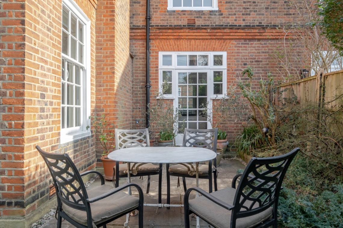 Images for Corringham Road, Hampstead Garden Suburb