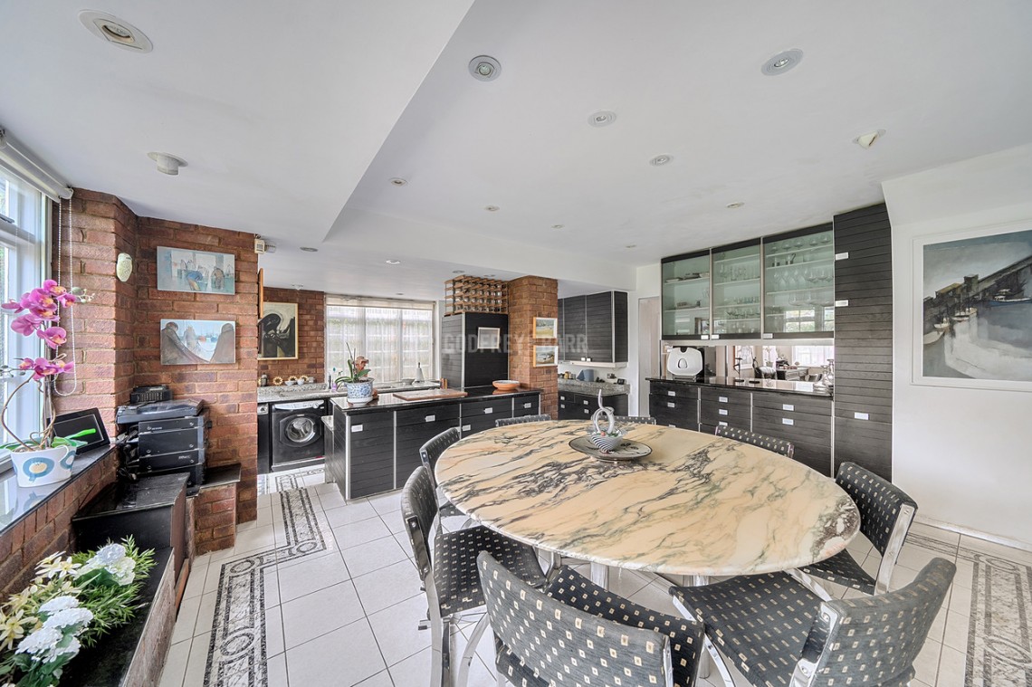 Images for Litchfield Way, Hampstead Garden Suburb