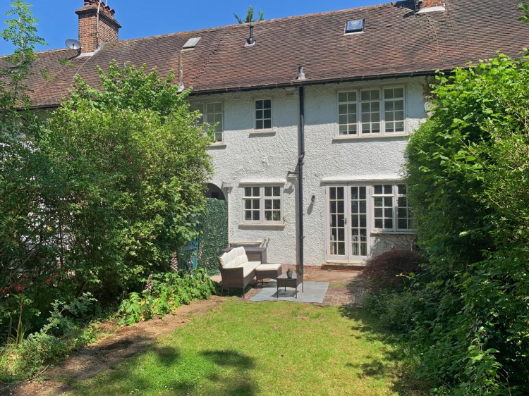 View Full Details for Oakwood Road, Hampstead Garden Suburb
