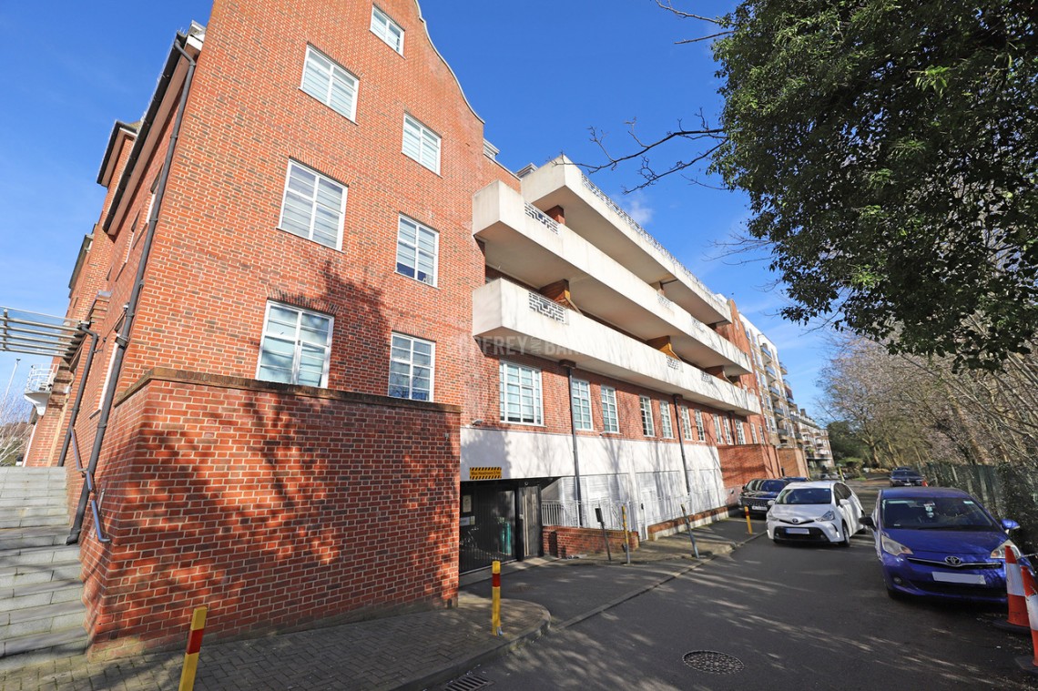 Images for Kingsley Way, Hampstead Garden Suburb