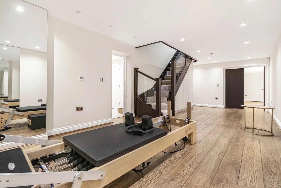 Images for Uphill Road, Mill Hill