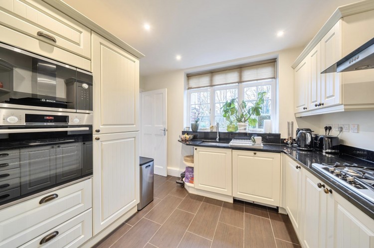 View Full Details for Midholm, Hampstead Garden Suburb