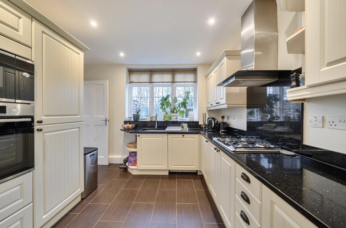 Images for Midholm, Hampstead Garden Suburb