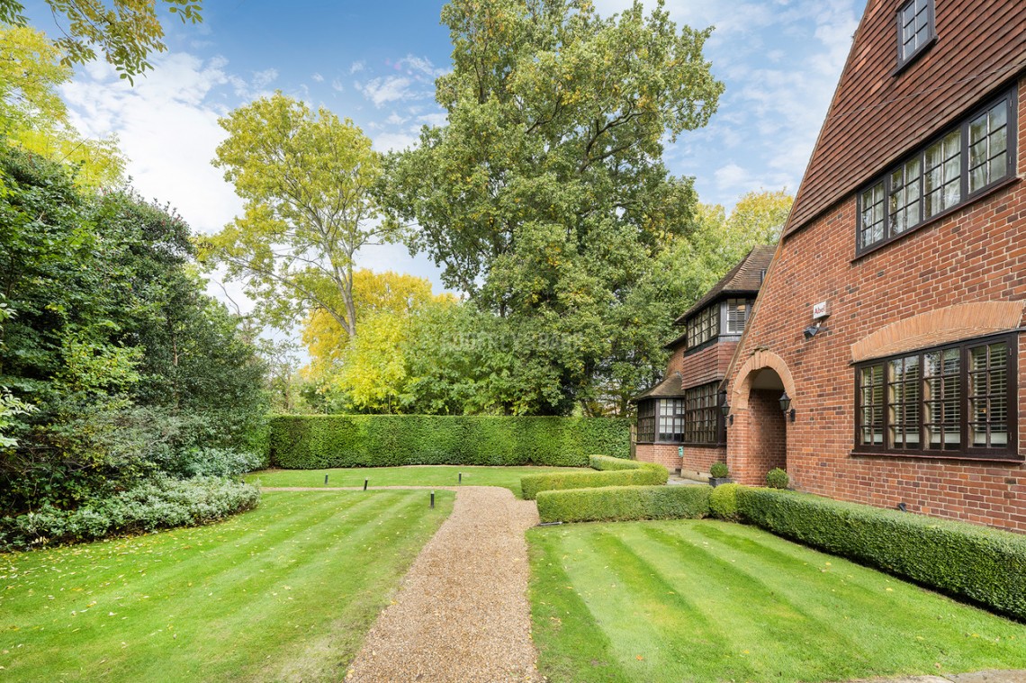 Images for Winterstoke Gardens, Mill Hill