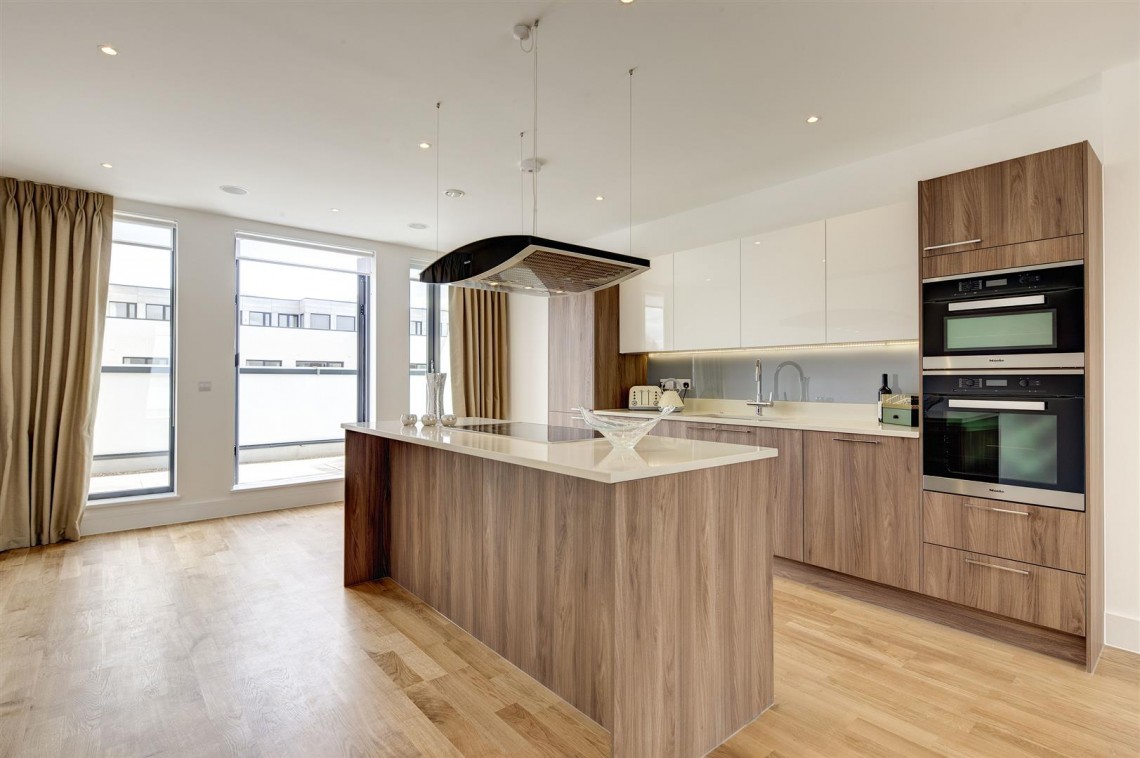 Images for The Lexington, Golders Green / Golders Hill Park