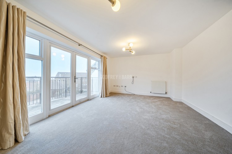 View Full Details for The Ridgeway, Mill Hill