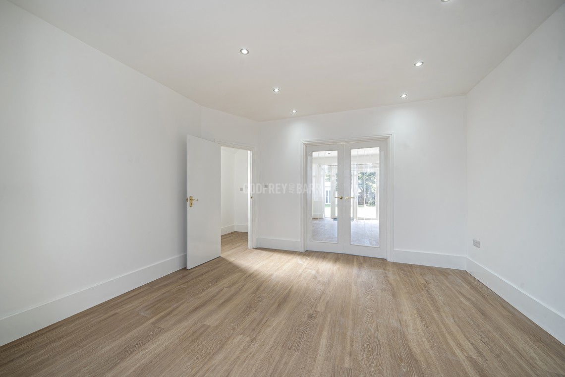 Images for Selvage Lane, Mill Hill