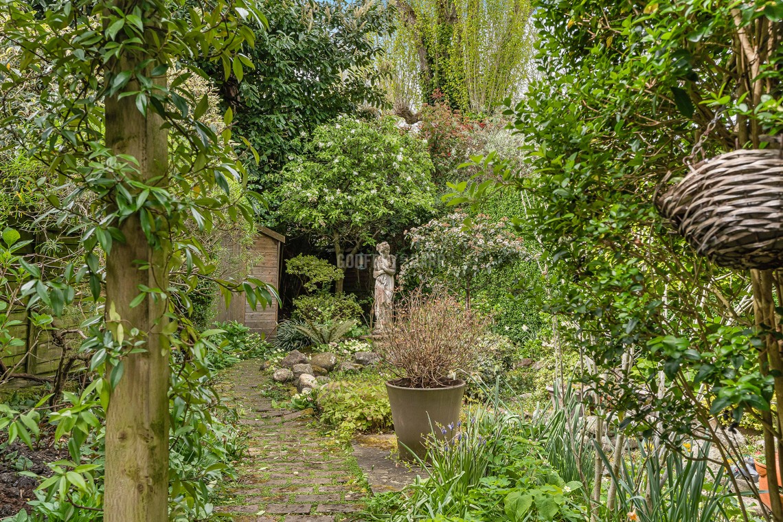 Images for Corringway, Hampstead Garden Suburb