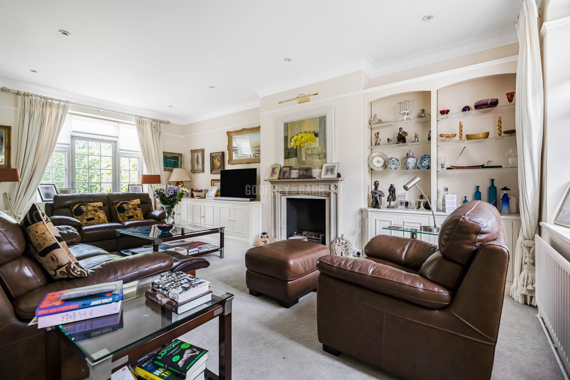 Images for Corringway, Hampstead Garden Suburb