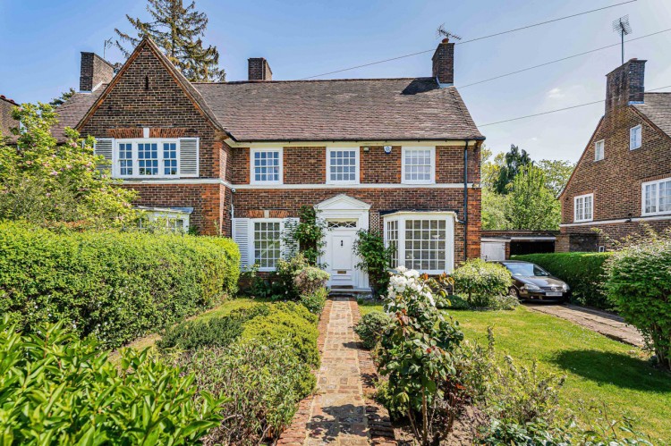 View Full Details for Gurney Drive, Hampstead Garden Suburb